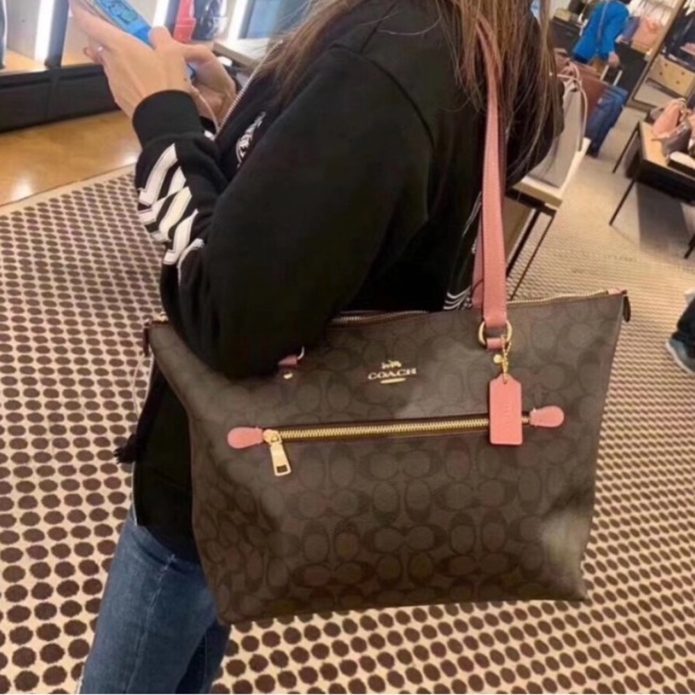 Coach Gallery Tote in Signature Canvas Large Size Brown Bag Women 79609 - Picture 16 of 16